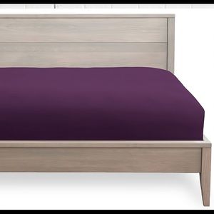 300 thread count cotton fitted sheet in king size